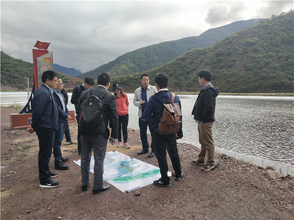 图片其版权均归原作者所有，未经许可严禁转载或建立镜像，如需转载，请与作者或本站联系